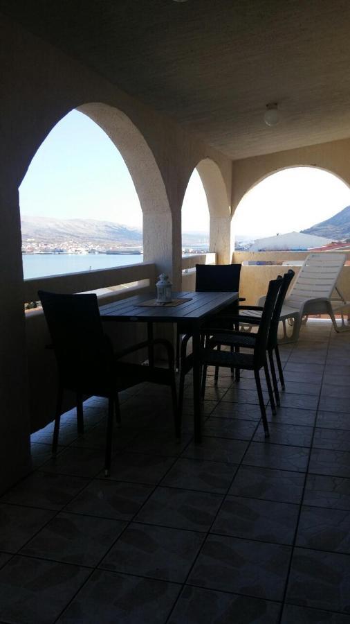 Apartments Keti Pag Town Exterior photo